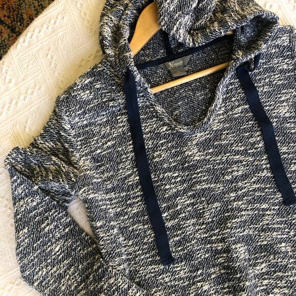 Natural Reflections BassPro Shops Blue Knit Hooded Sweater Women’s Small Pockets - Picture 2 of 9